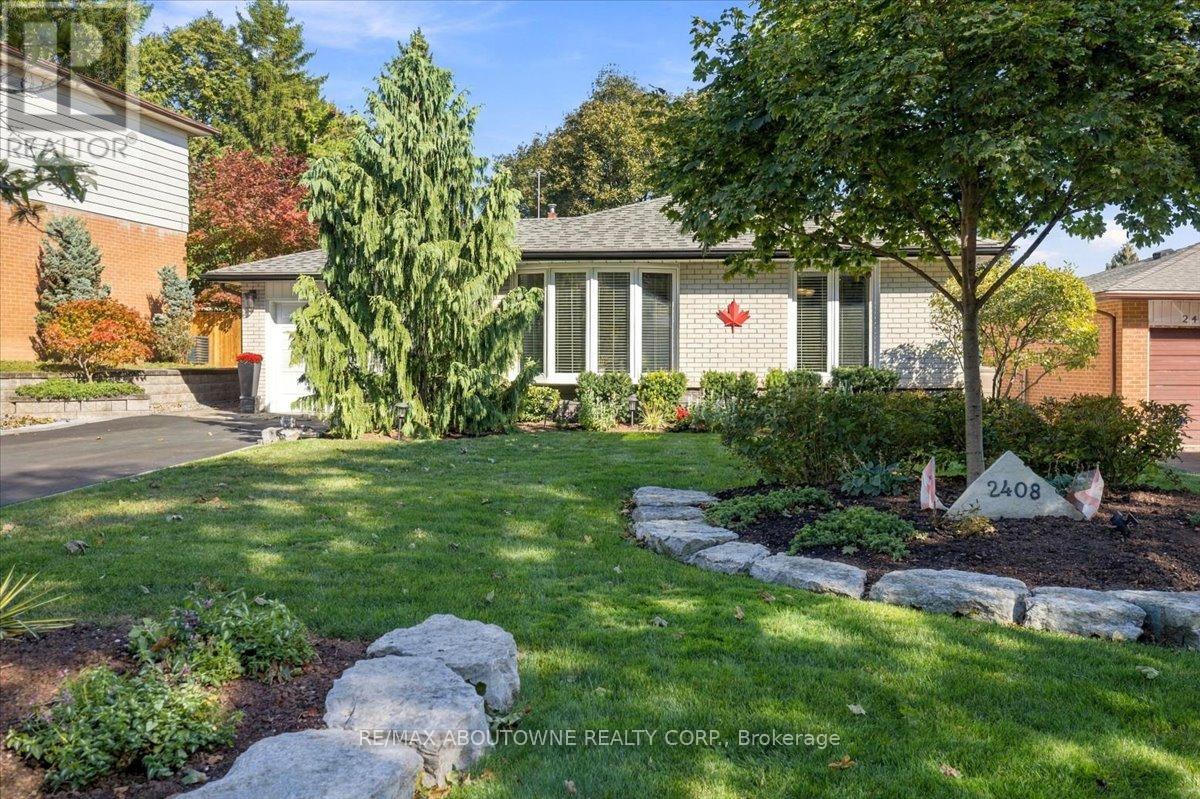 Photo of 2408 Hereford Crescent