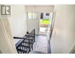 105 Earlscourt Avenue, Toronto, ON M6E4A8 Photo 15
