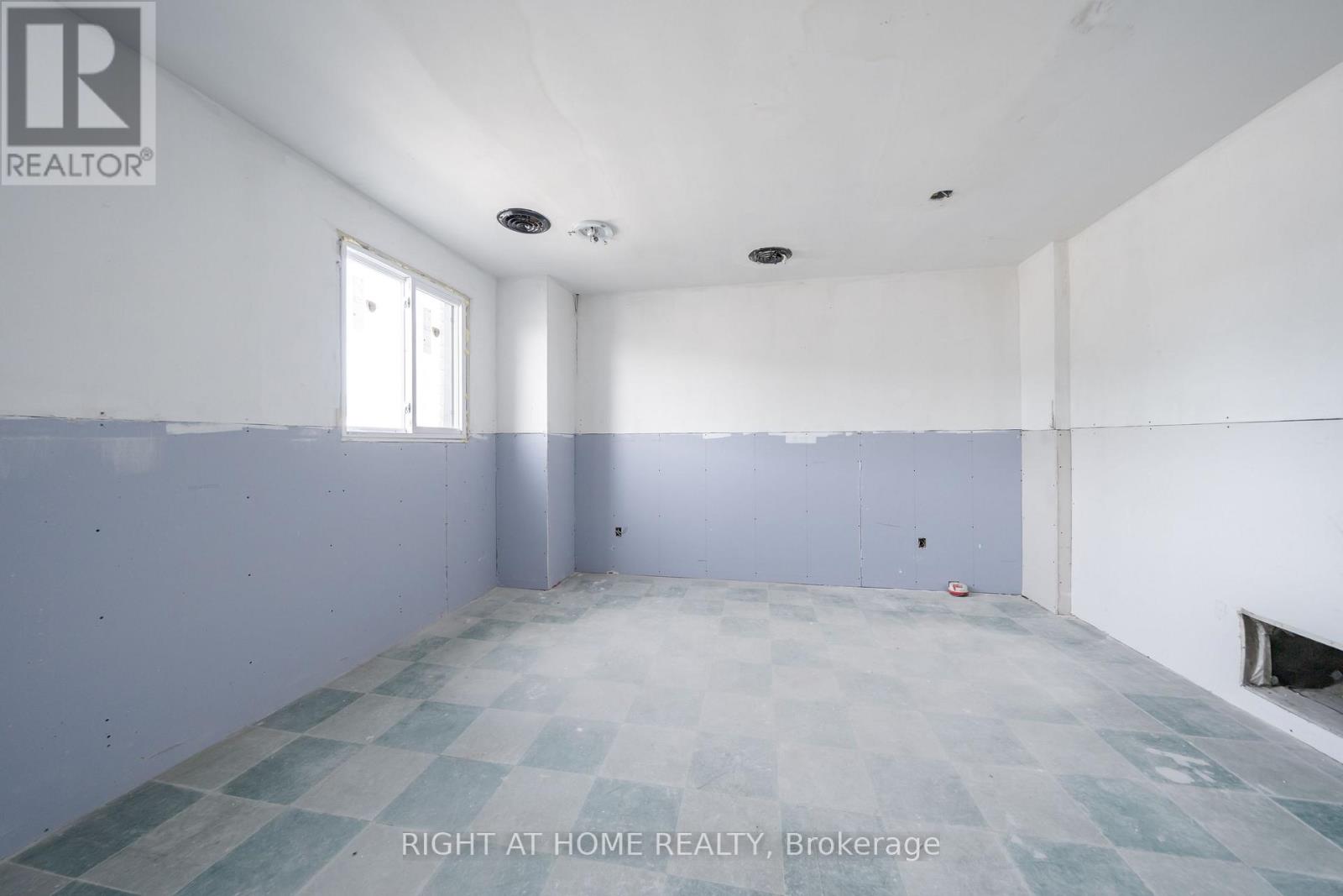71 WOLFE STREET, Quinte West (Frankford Ward) — photo 11