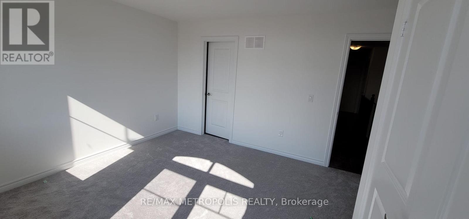 6 CORBETT STREET, Southgate — photo 12