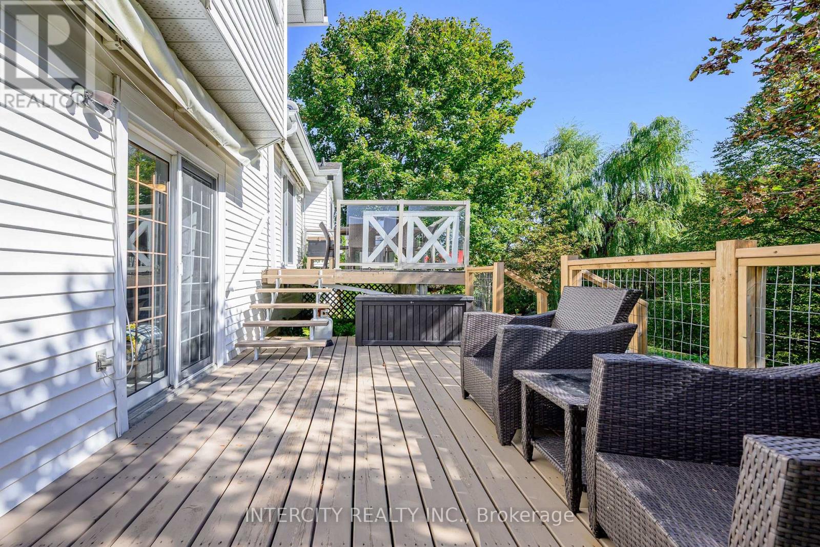48 CHAMPLAIN BOULEVARD - 42