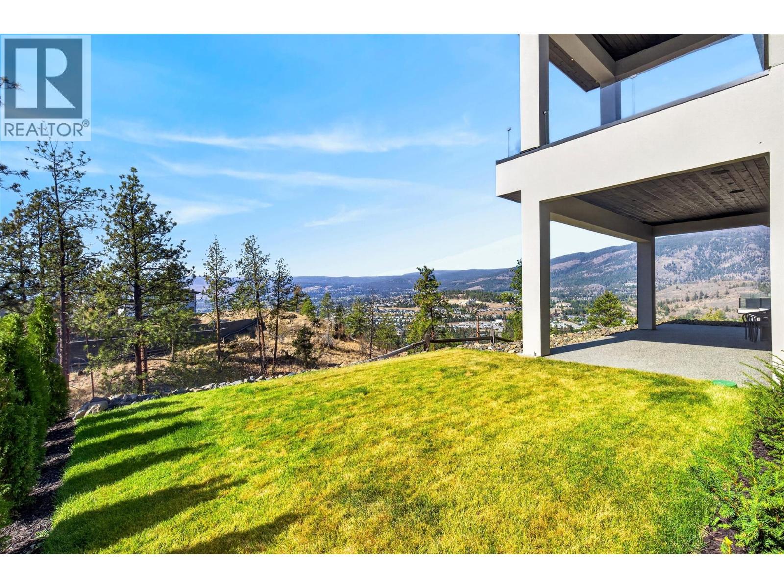 1561 Cabernet Court - Image 32