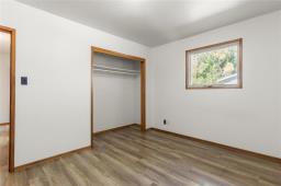 39 First Avenue N, Blumenort, MB R0A0C1 Photo 10