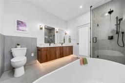 572 Centennial Street, Winnipeg, MB R3N1P9 Photo 30