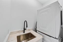 572 Centennial Street, Winnipeg, MB R3N1P9 Photo 33