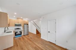572 Centennial Street, Winnipeg, MB R3N1P9 Photo 42