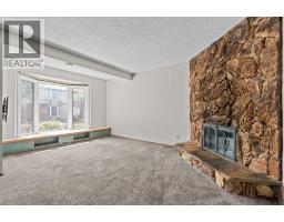 Primary Bedroom - 116, 6103 Madigan Drive Ne, Calgary, AB T2A5K9 Photo 8