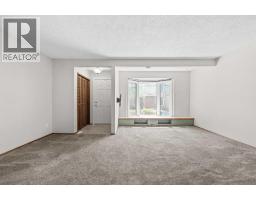 Bedroom - 116, 6103 Madigan Drive Ne, Calgary, AB T2A5K9 Photo 7