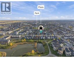5pc Bathroom - 360 Saddlemont Boulevard Ne, Calgary, AB T3J0M8 Photo 9