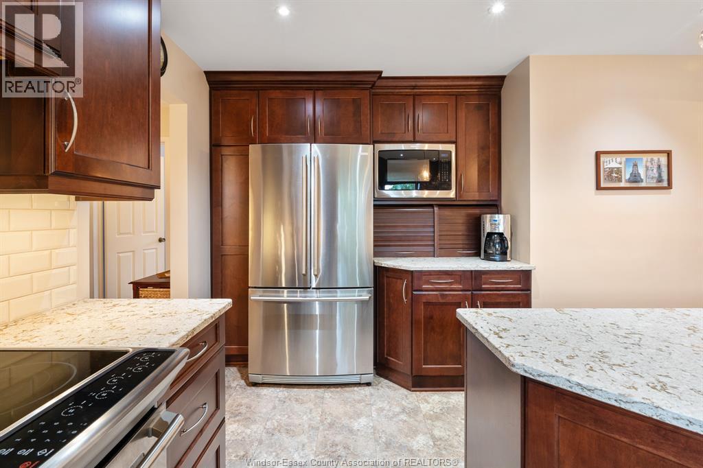 234 Essex Rd 18 - 13