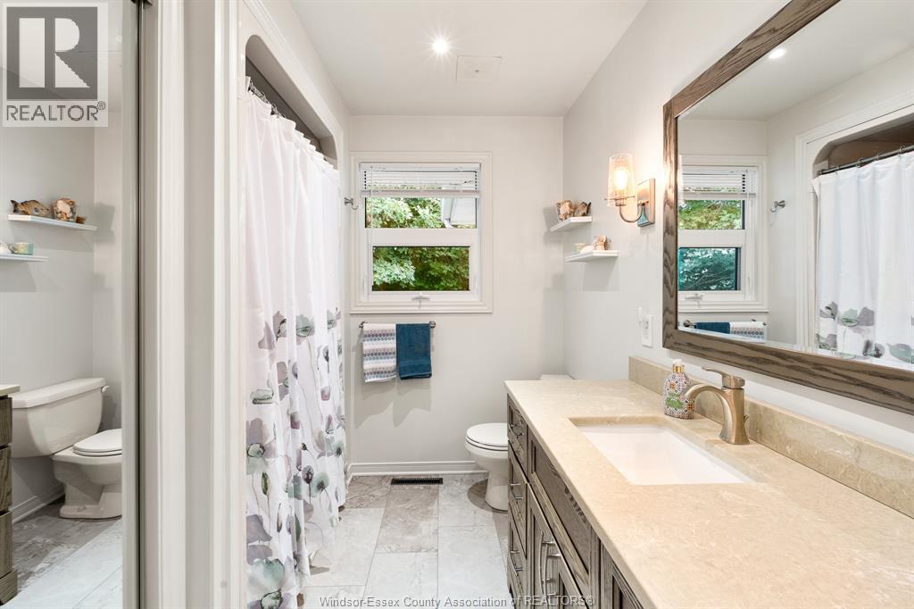 234 Essex Rd 18 - 22