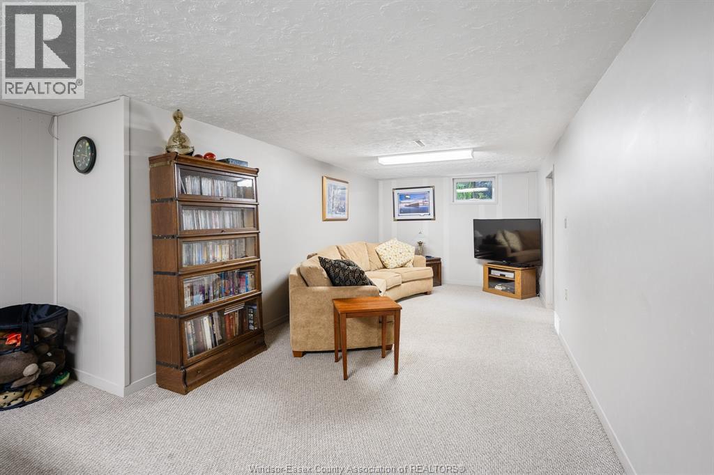 234 Essex Rd 18 - Image 31