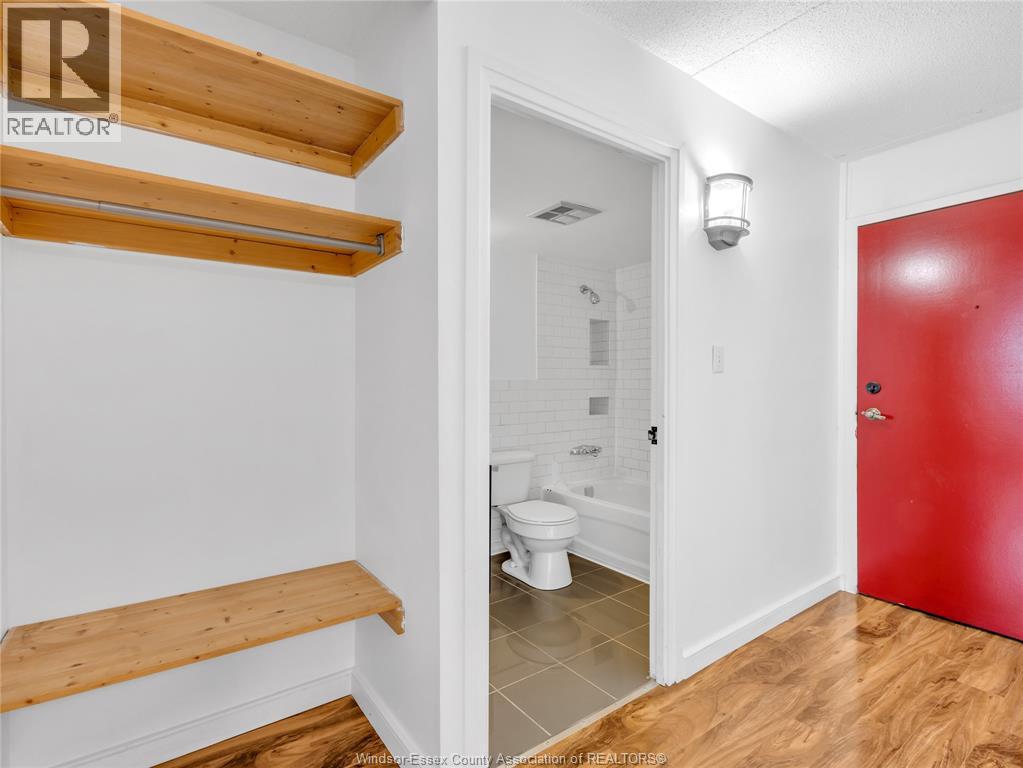 150 PARK Unit# 1911, Windsor — photo 5