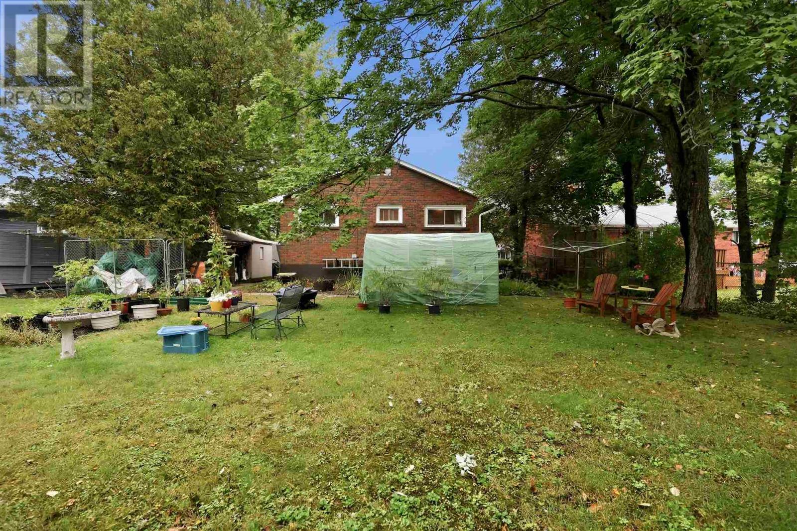 19 Illinois AVE - Image 33