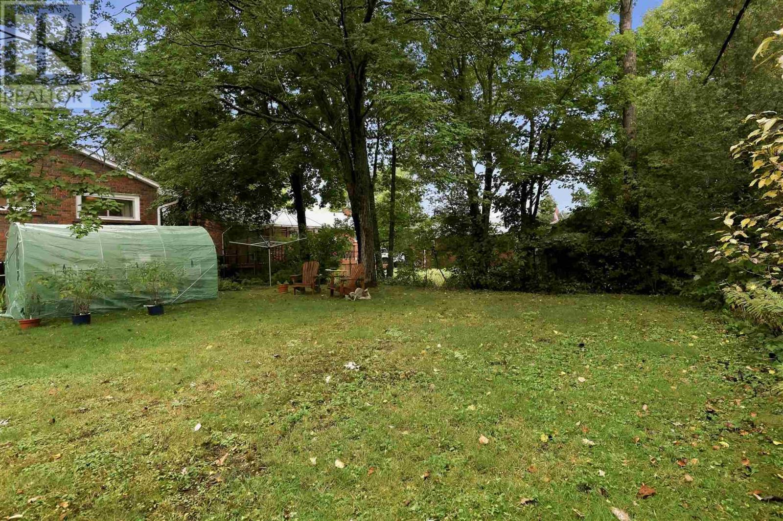 19 Illinois AVE - Image 35
