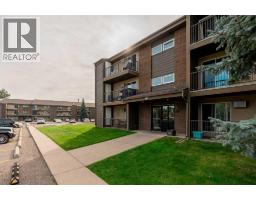 310, 405 Columbia Boulevard W - photo 1