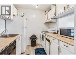Kitchen - 310, 405 Columbia Boulevard W, Lethbridge, AB T1K5R8 Photo 6