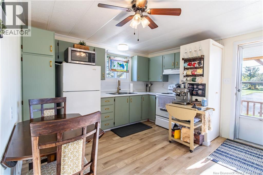 2 Orchard Crescent - 11