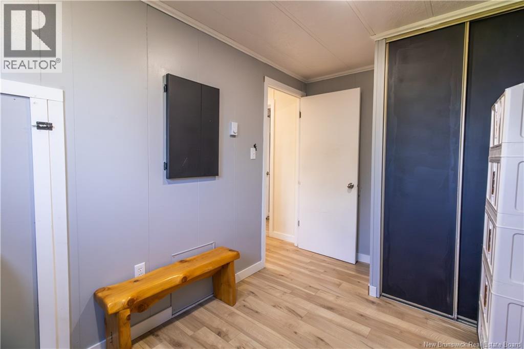 2 Orchard Crescent - 18