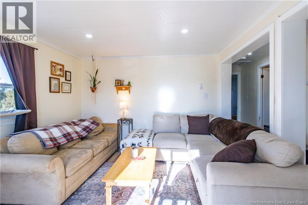 2 Orchard Crescent - 8