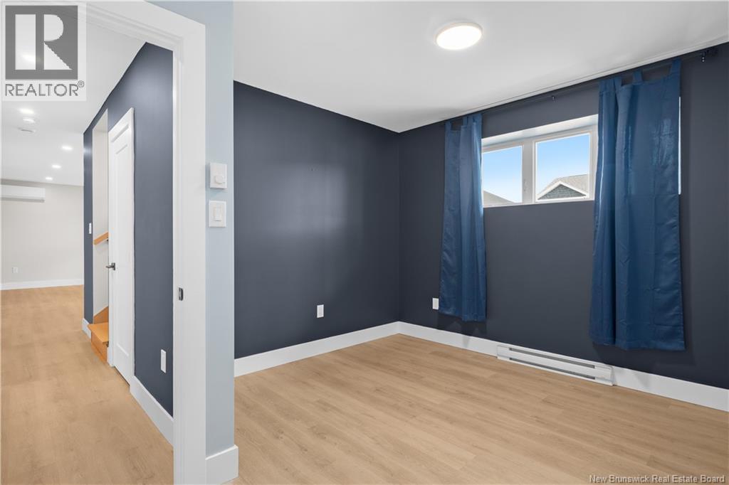 17 Robert Street - 23