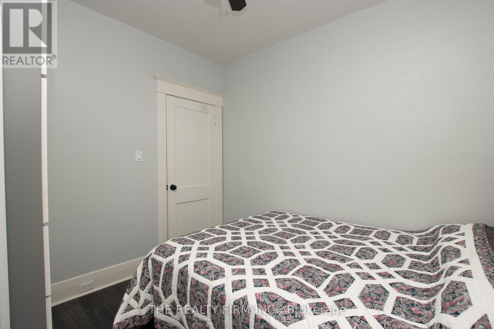 117 THORNTON AVENUE - Image 24