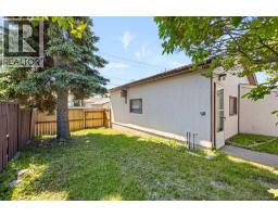 Primary Bedroom - 4739 Rundlewood Road Ne, Calgary, AB T1Y2N7 Photo 6
