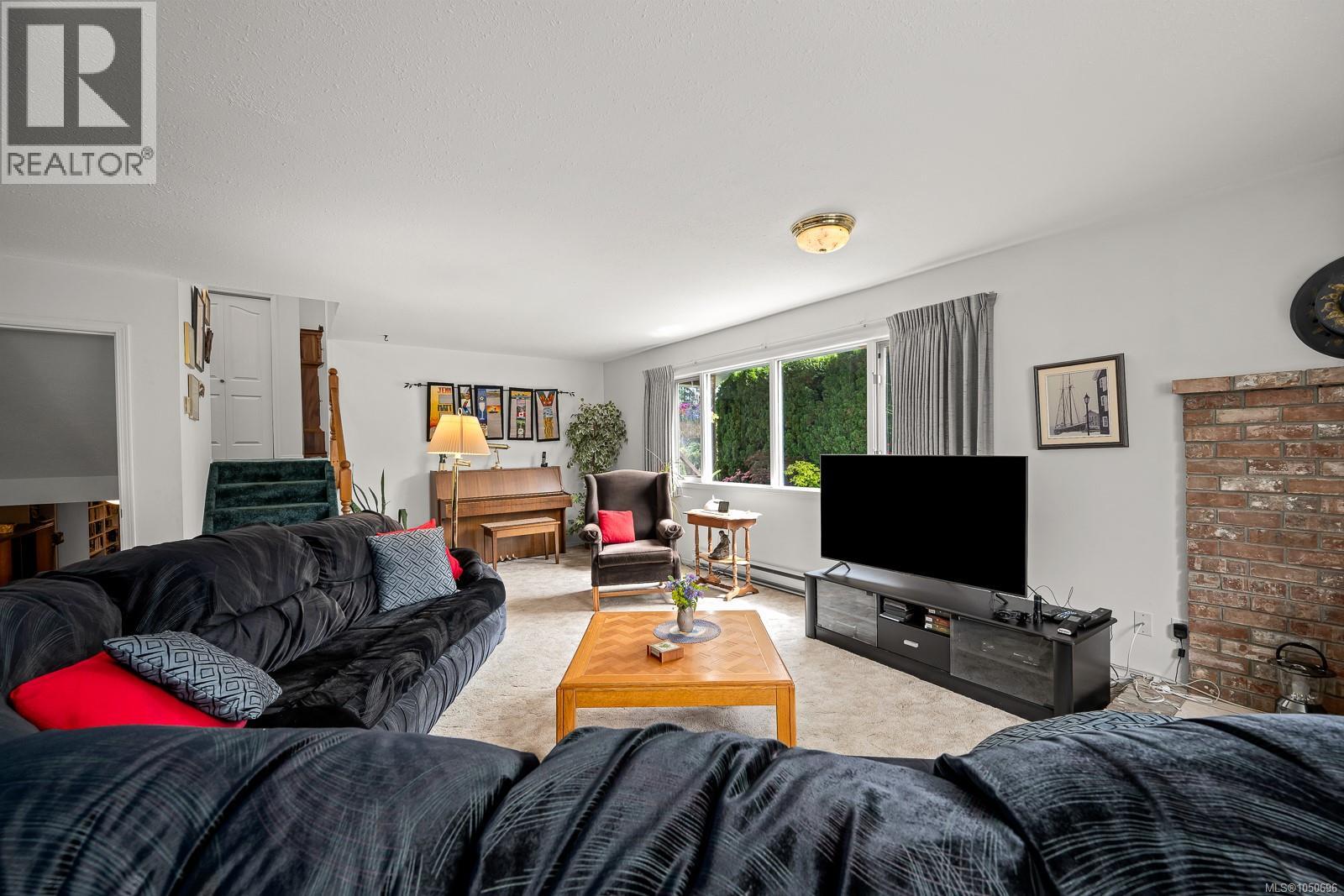 5989 Garvin Rd - Image 21
