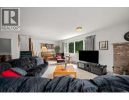 5989 Garvin Rd, Union Bay, BC V0R3B0 Photo 21