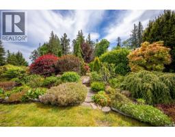 5989 Garvin Rd, Union Bay, BC V0R3B0 Photo 40
