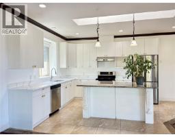 Dining nook - 5739 Bradbury Rd, Nanaimo, BC V9T0B6 Photo 11