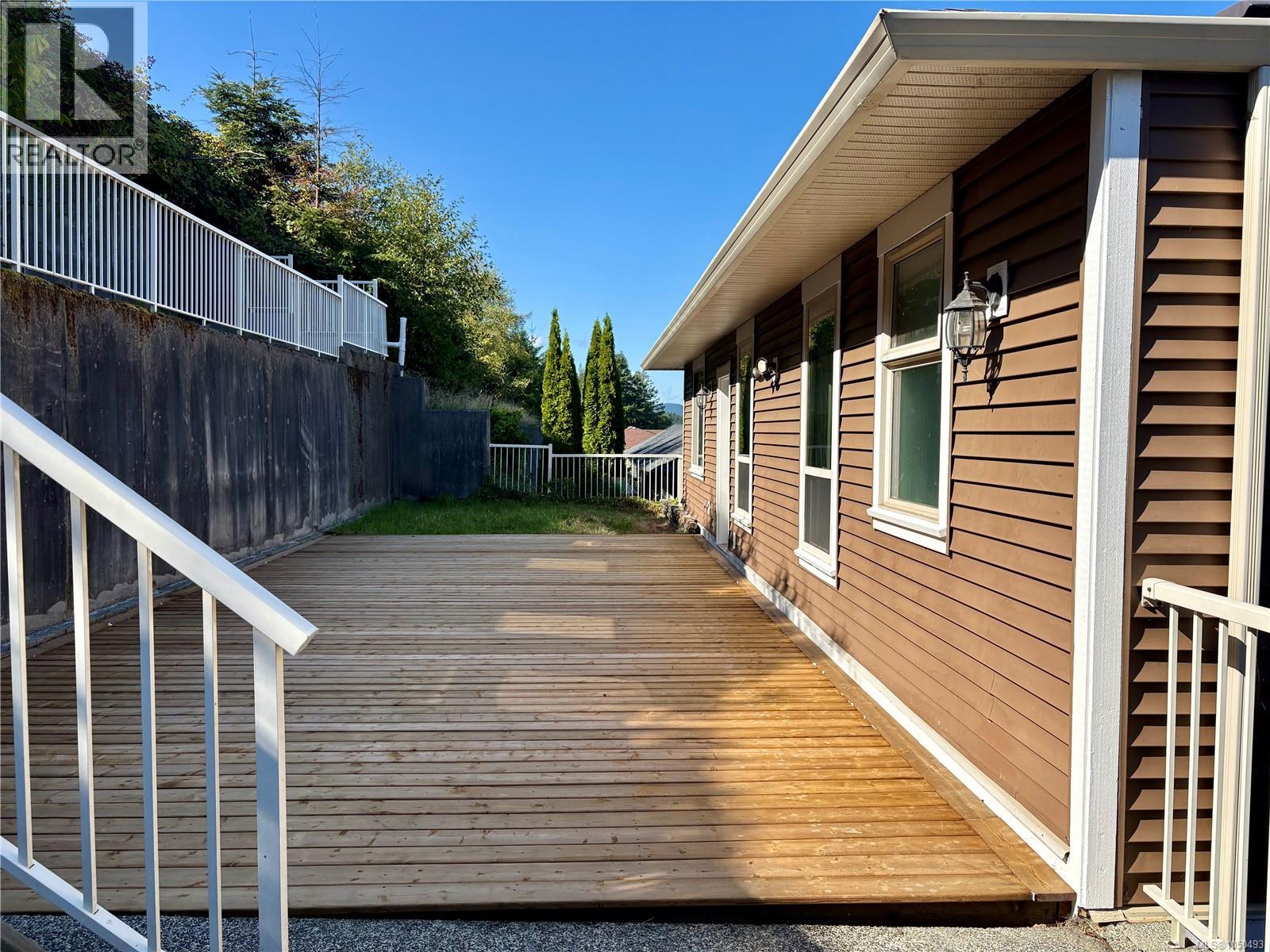 5739 Bradbury Rd - 23