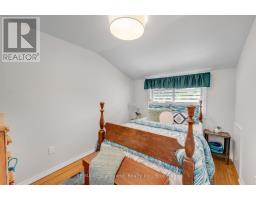 10 Goldfinch Road, Hamilton, ON L9A3W7 Photo 17