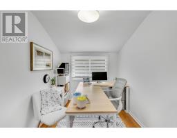 10 Goldfinch Road, Hamilton, ON L9A3W7 Photo 20