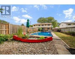 10 Goldfinch Road, Hamilton, ON L9A3W7 Photo 34