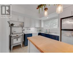 Utility room - 10 Goldfinch Road, Hamilton, ON L9A3W7 Photo 9