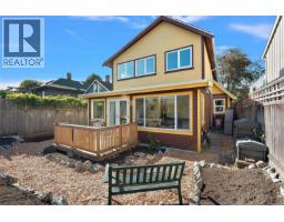 149 St. Lawrence St, Victoria, BC V8V1X9 Photo 33