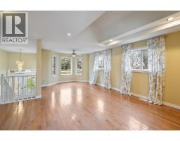 Eating area - 5530 St. Clair, Lakeshore, ON N0R1N0 Photo 10