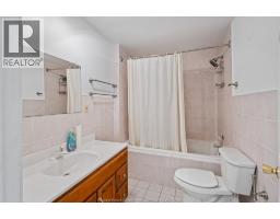 5530 St. Clair, Lakeshore, ON N0R1N0 Photo 28