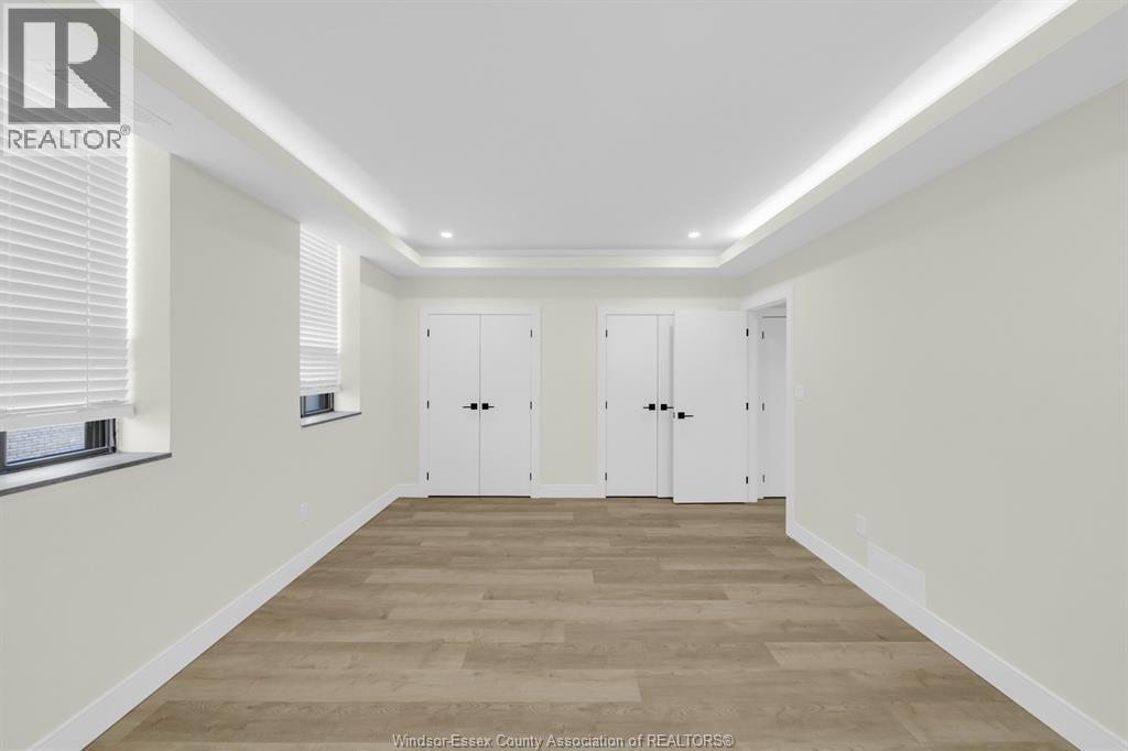 3177 Riverside Drive — photo 10