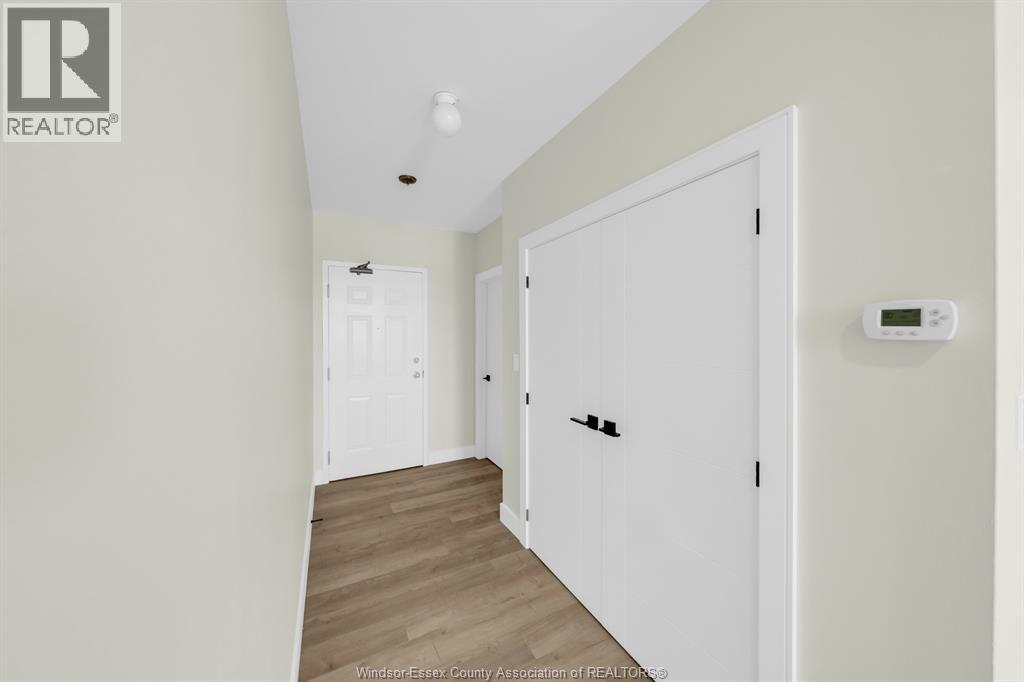 3177 Riverside Drive — photo 13
