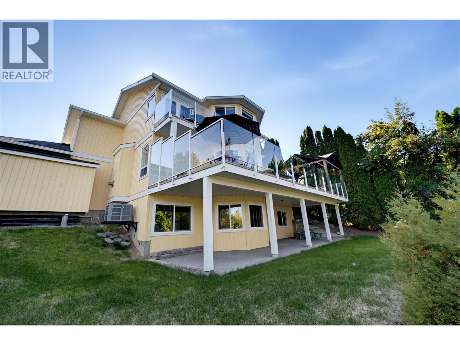 1681 18 Avenue SE - 64