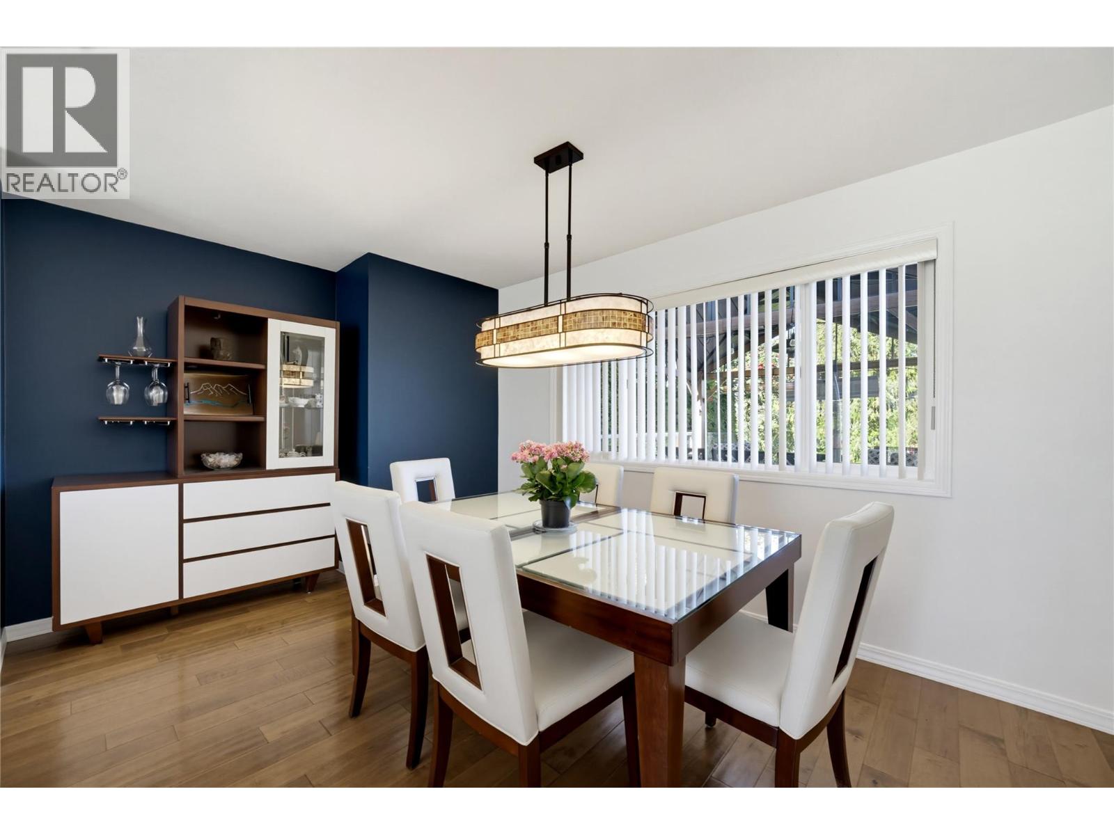1681 18 Avenue SE - 7