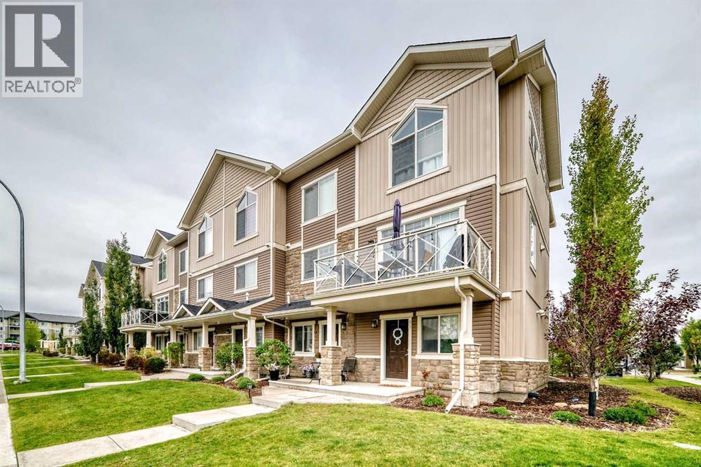 97 Skyview Ranch Manor NE - 2