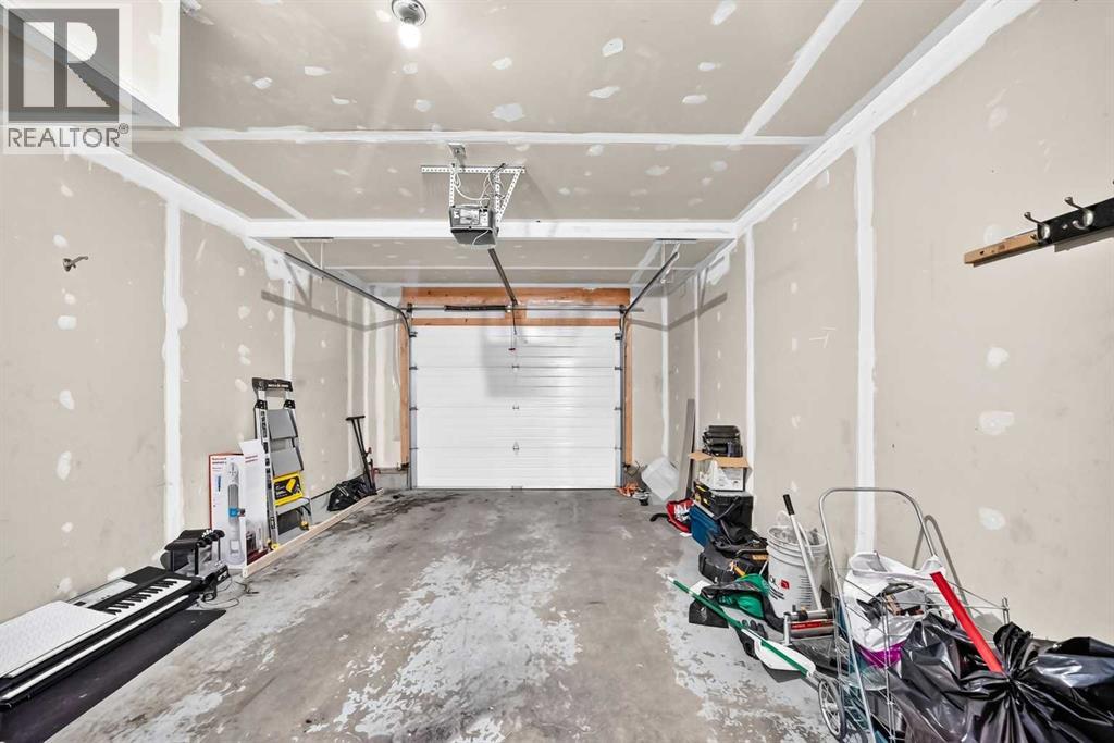 97 Skyview Ranch Manor NE - 36