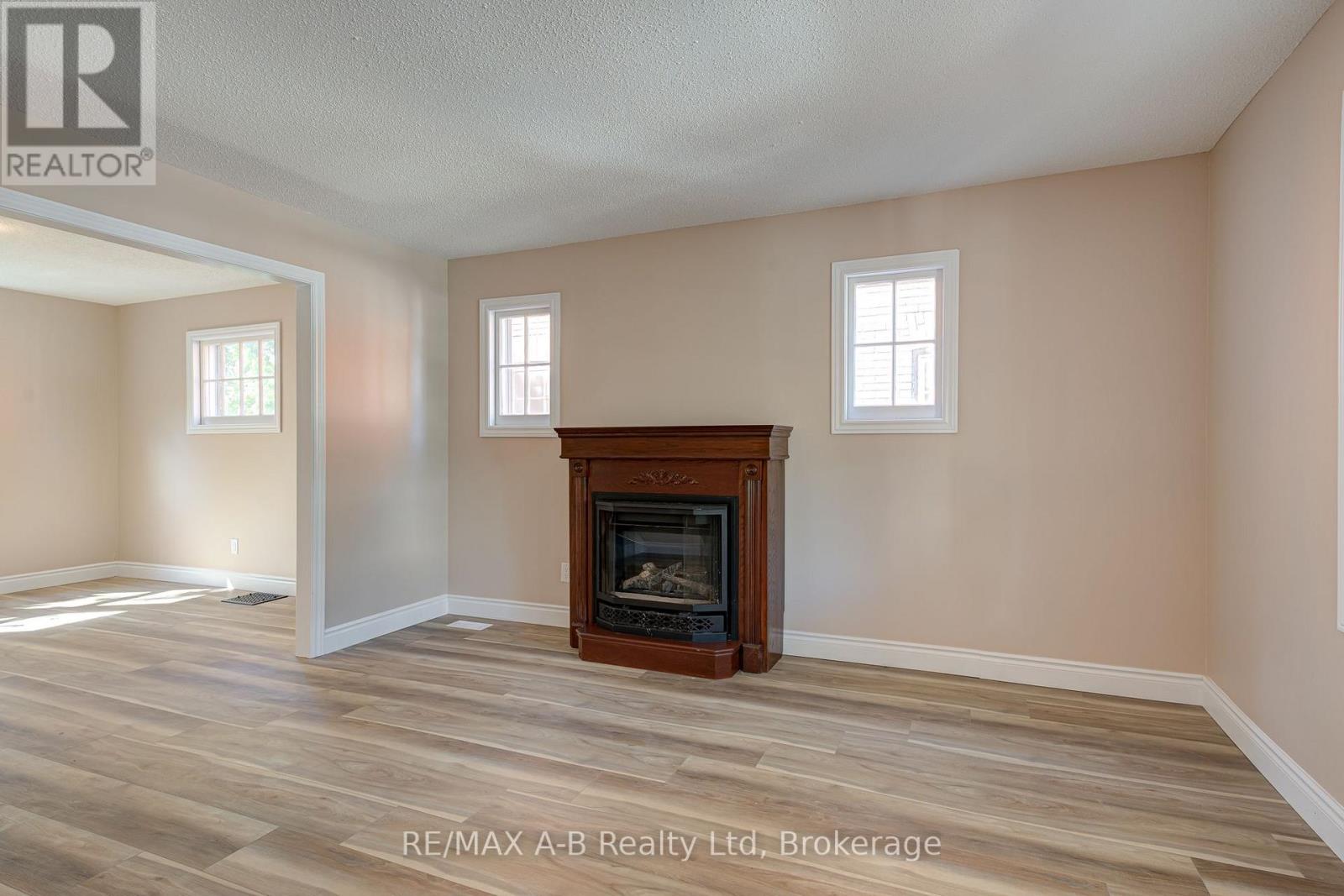 341 ONTARIO STREET - Image 18