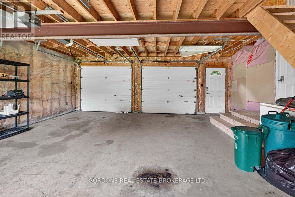 813 PIERCE'S LANE - 14