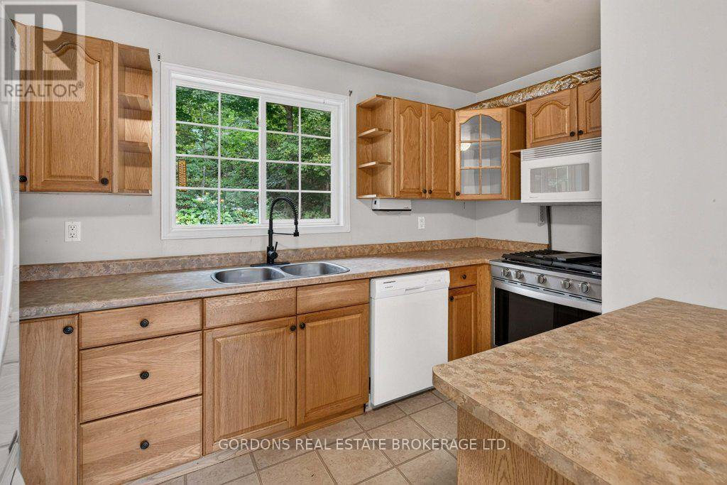 813 PIERCE'S LANE - Image 16