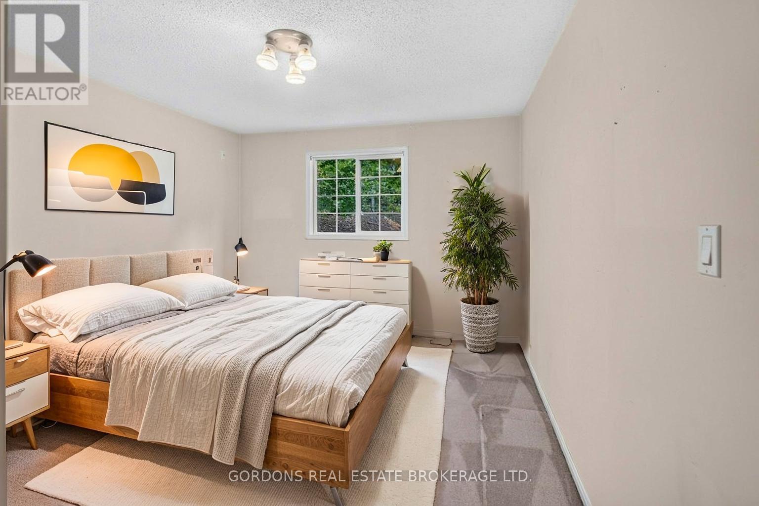 813 PIERCE'S LANE - 26