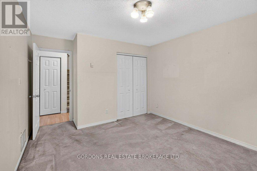 813 PIERCE'S LANE - Image 28
